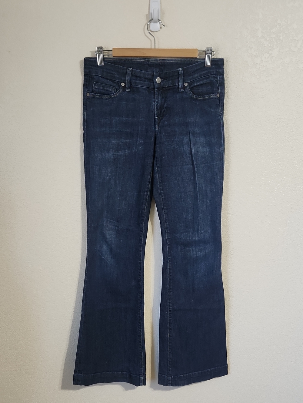 Citizens Of Humanity Faye #003 Low Waist Full Leg Dark Wash Jeans Size 28 - Picture 3 of 13